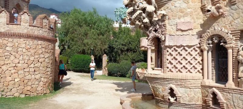 Benalmadena: Colomares Castle Tour with Entry Ticket - What Makes Colomares Castle Special?