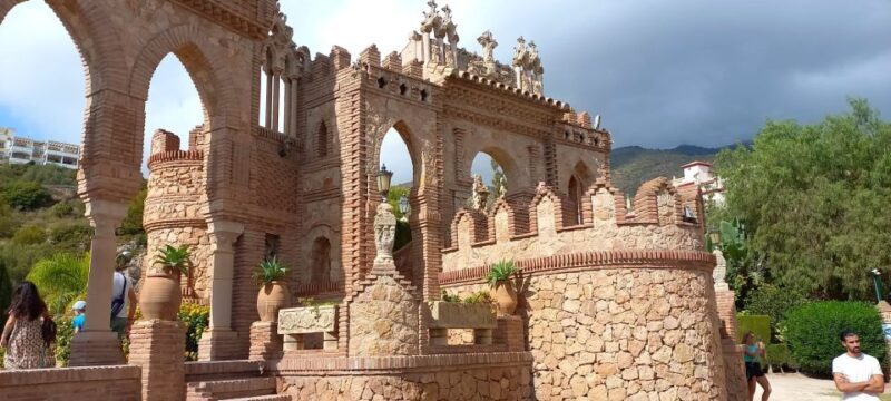 Benalmadena: Colomares Castle Tour with Entry Ticket - Authenticity and Value