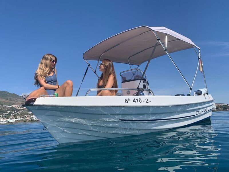 Benalmádena: Costa del Sol License-Free Boat Rental - Who Should Consider This?