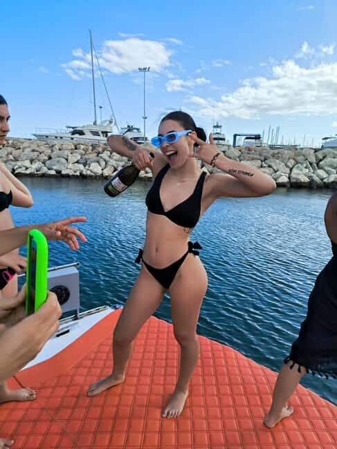 Benalmádena: Private Catamaran Party Cruise - FAQ