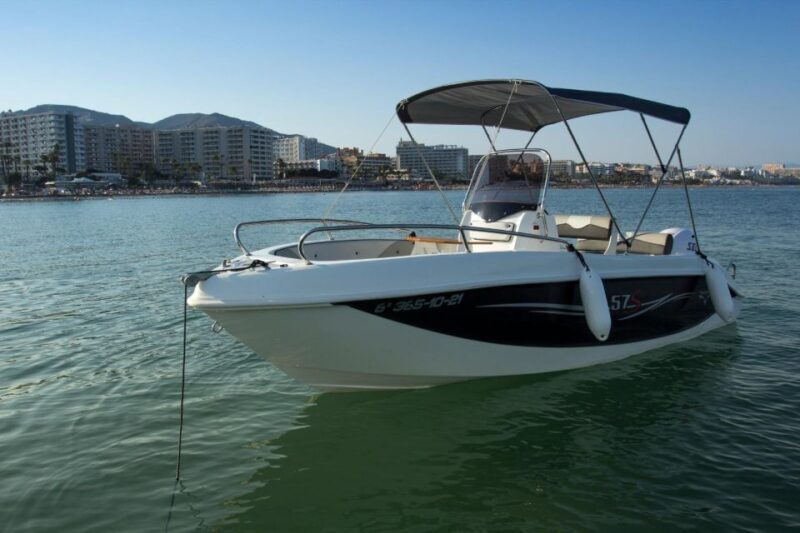 Benalmádena: You are the Captain - Benalmádena: You are the Captain - A Practical and Fun Day on the Water