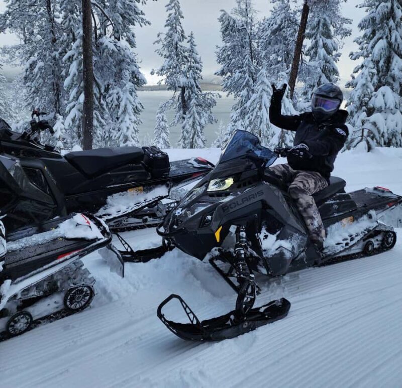 Bend: Guided Snowmobile Tours In National Volcanic Monument - An In-Depth Look at the Tour Experience