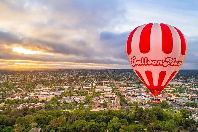 Bendigo Premium Balloon Flight plus buffet champagne breakfast - Key Points