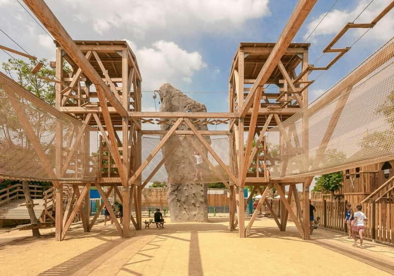 Benidorm: Magic Robín Hood Entry Ticket - The Experience for Different Travelers