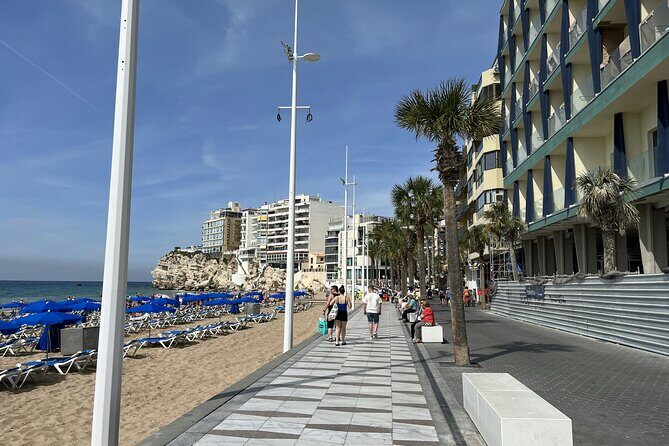 Benidorm Old Town and Beaches Tour and Exploration Game - How the Tour Works: What to Expect