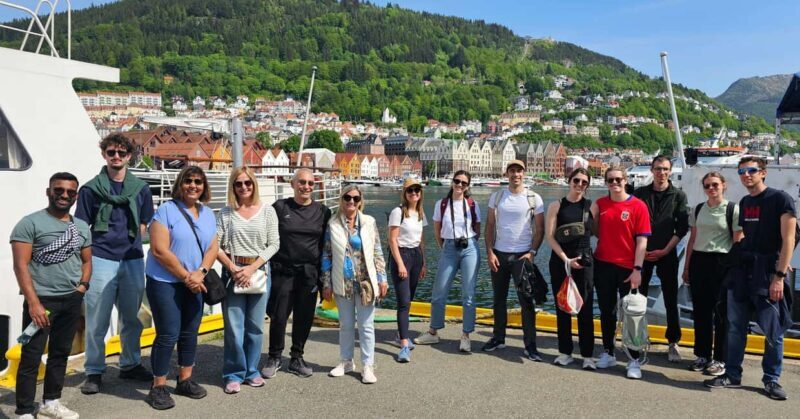 Bergen: Best of the City Guided Walking Tour - Key Points