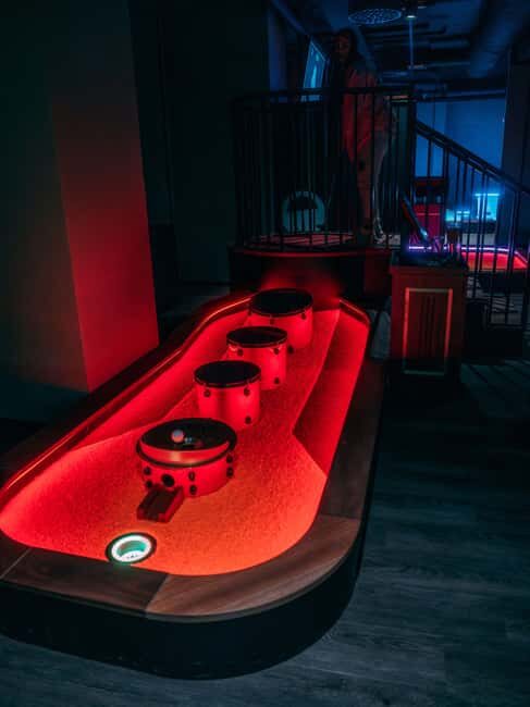 Bergen: High-Tech Minigolf in Top Bergen Activity Bar! - What to Expect at Alltid Opplett