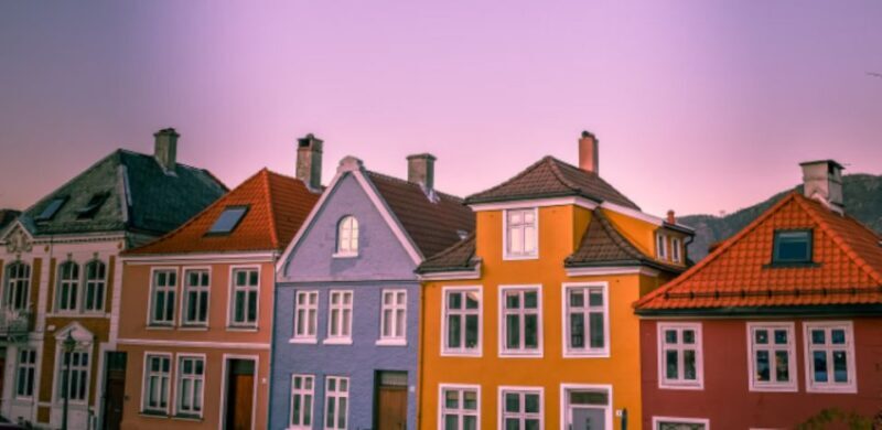 Bergen: Private Guided City Sightseeing Tour - Key Points