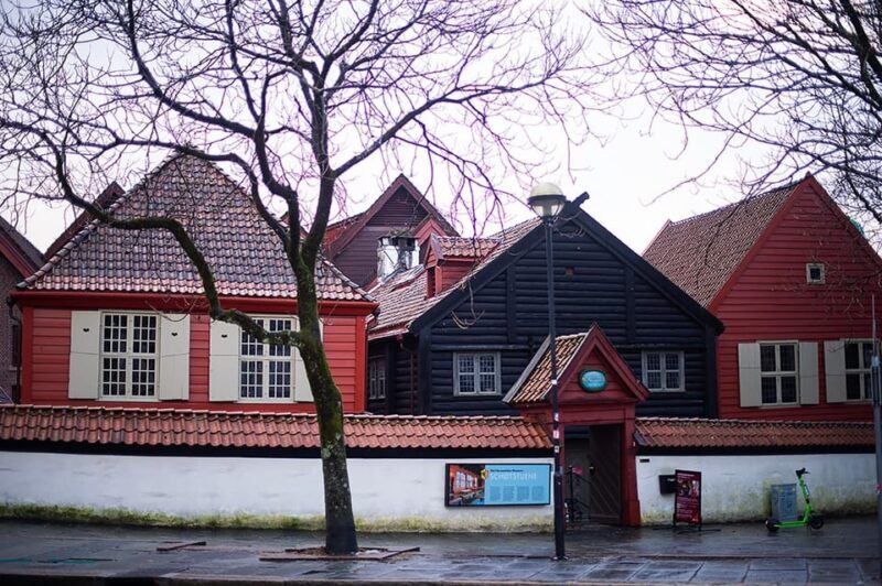 Bergen: Private tour in your own language - The Sum Up