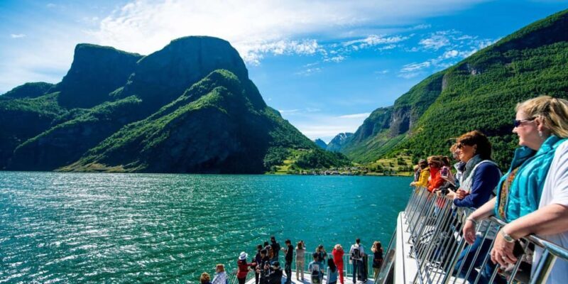 Bergen: Viking Village, Nærøyfjorden Cruise and Flåm Railway - Who Would Love This Tour?