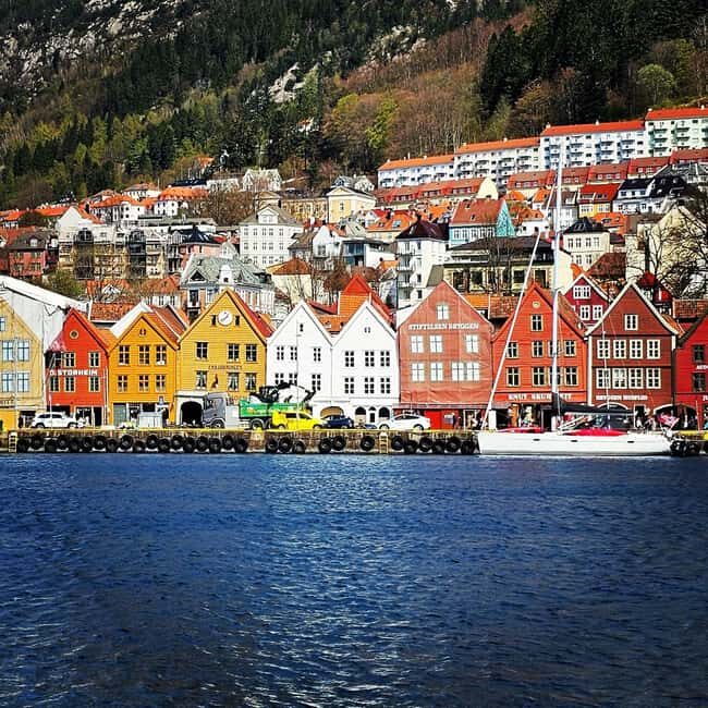 Bergen Walking Tour - An In-Depth Look at the Bergen Walking Tour