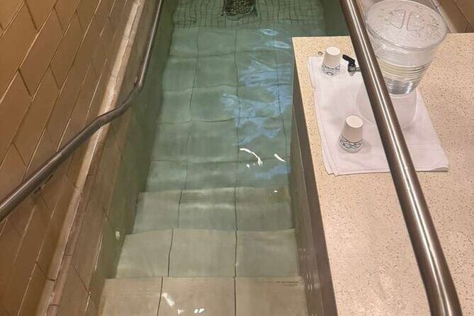 Berkeley Springs: Roman Bath Spa Private Tour with transportation - Exploring Berkeley Springs: A Town Full of Stories and Springs