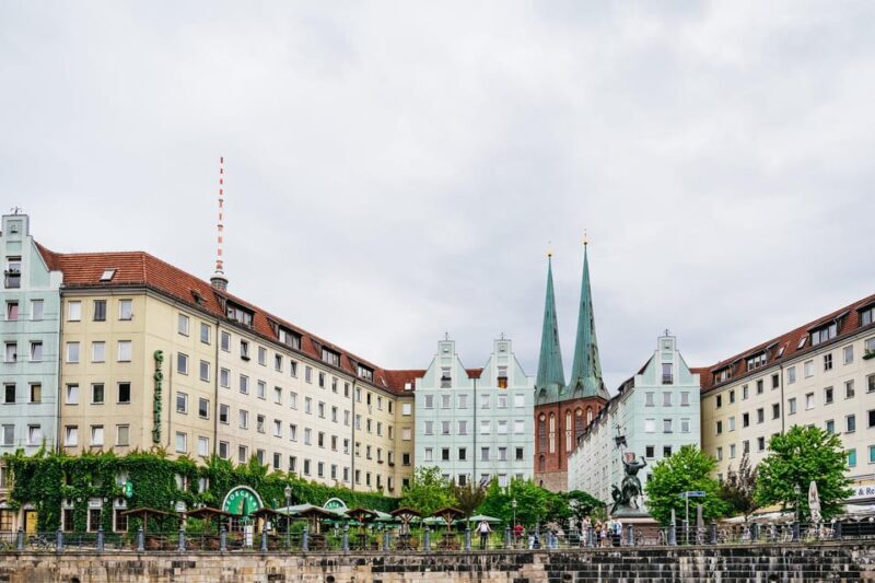 Berlin: 1-Hour City Sightseeing Cruise - Exploring the Itinerary in Detail