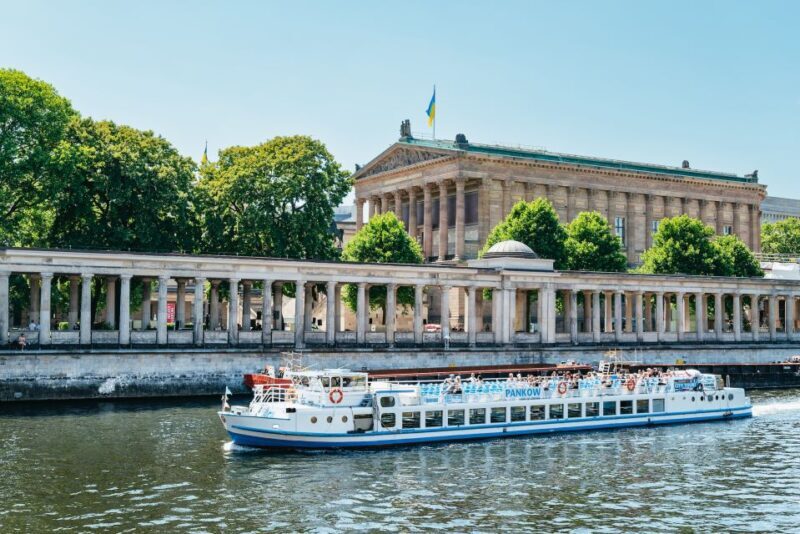 Berlin: 1-Hour City Tour by Boat with Guaranteed Seating - An In-Depth Look at the Tour Experience