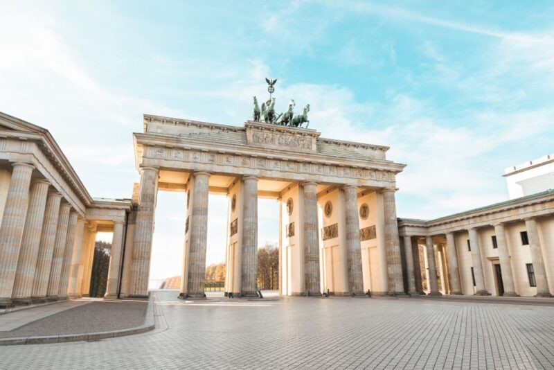 Berlin: 1-Hour Guided Tour of the Historic Center - A Deep Dive into the 1-Hour Historic Center Tour