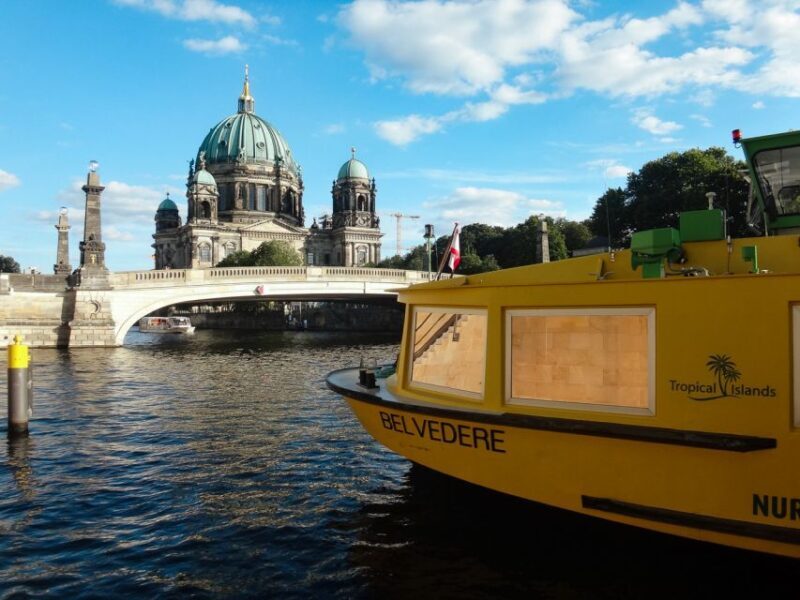 Berlin: 2.5-Hour East Side Boat Cruise with Commentary - Key Points