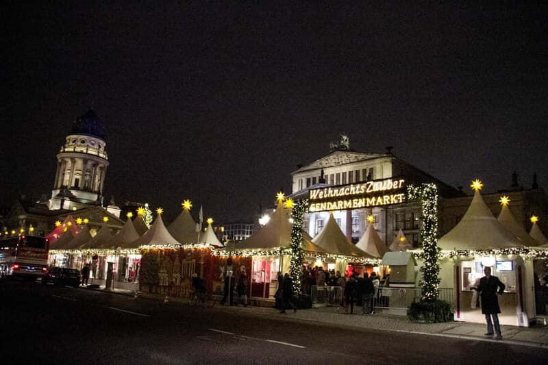 Berlin: 2-Hour Christmas Lights Bus Tour incl. Mulled Wine - Who Should Consider This Tour?