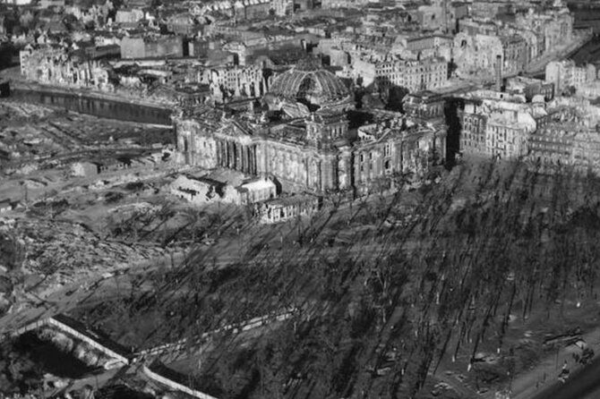Berlin Battlefield Tour - Operation Berlin 1945 (Small Group) - A Balanced Perspective