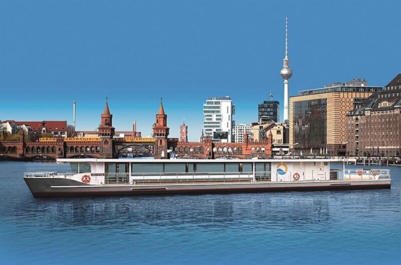 Berlin boat tour| Berlin highlight tour with solar boat on the Spree - Comprehensive Review of the Berlin Solar Boat Tour