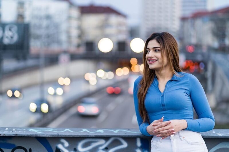 Berlin by Night: Private Photoshoot at Illuminated Cityscape - Key Points