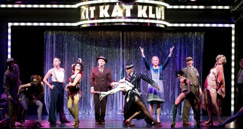Berlin: Cabaret The Berlin Musical at Tipi am Kanzleramt - An In-Depth Look at the Berlin Cabaret Experience