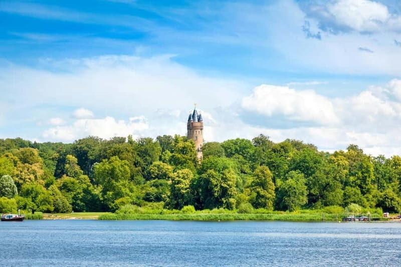 Berlin: Castles tour on the Havel - Key Points