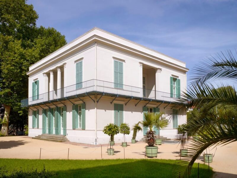 Berlin: Charlottenburg Palace Entry Ticket - A Walk Through the Palace and Gardens