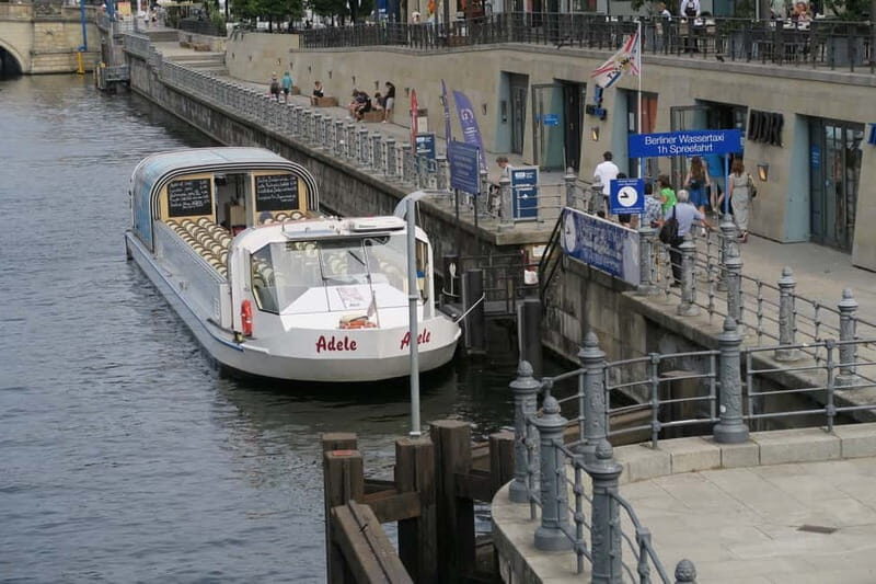 Berlin: City Boat Tour with Live Commentary - A Deeper Dive into the Experience