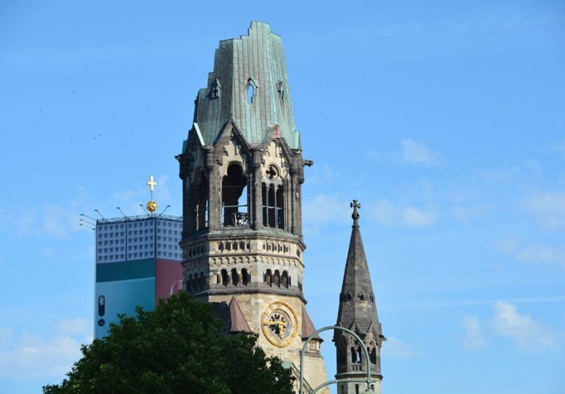 Berlin: City-West Walking Tour with a Real Berliner - In-Depth Look at the Tour