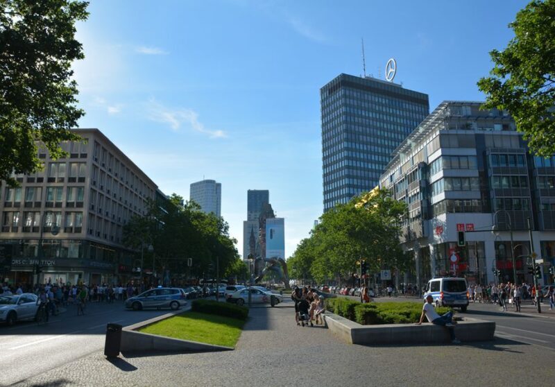 Berlin: City-West Walking Tour with a Real Berliner - Who Should Consider This Tour?
