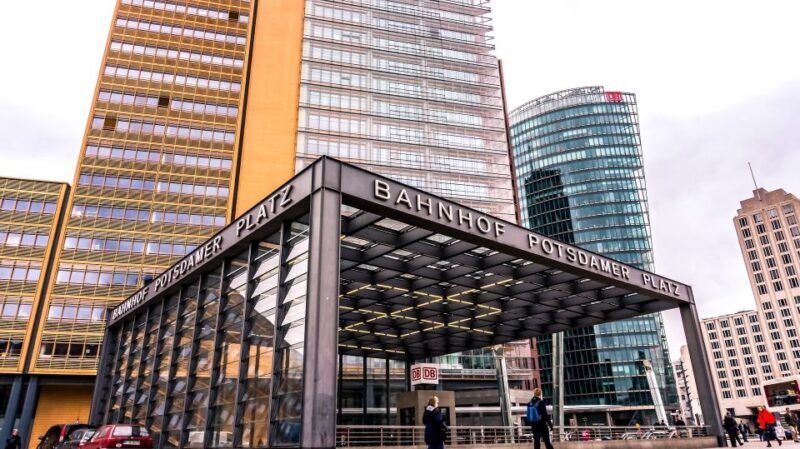 Berlin: David Bowie in 1970s West-Berlin - Key Points