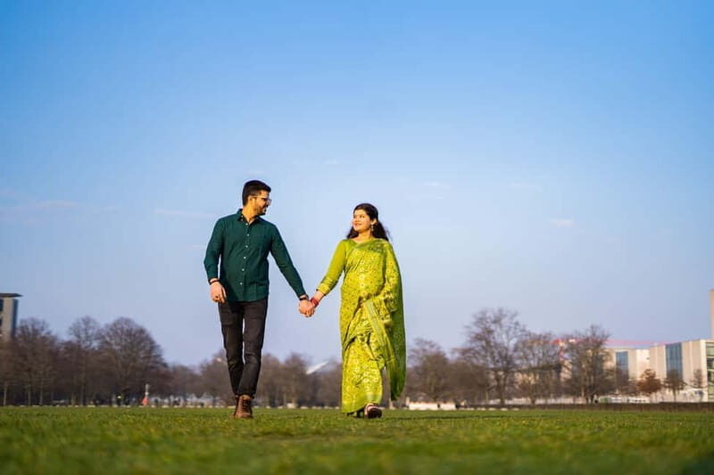 Berlin: Early Morning Private Photoshoot to avoid the Crowd - Practical Details and Value