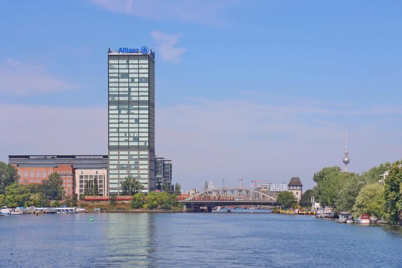 Berlin: East Side Gallery Spree Cruise in a Solar Catamaran - Who Should Consider This Tour?