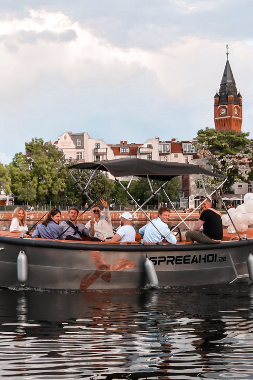 Berlin: Electric Boat Rental for self-driving 4 hrs - Authentic insights from previous guests