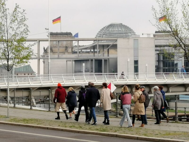 Berlin: Government District around the Reichstag Guided Tour - The Guides & Local Insights