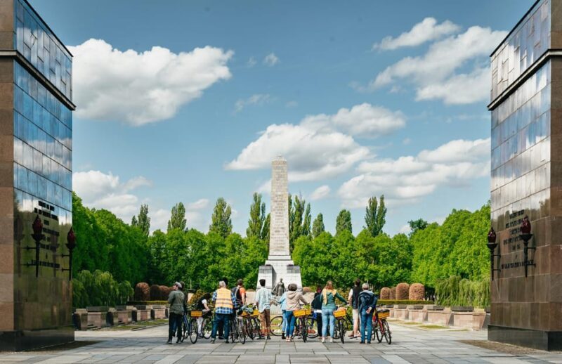 Berlin: Green City Guided Bike Tour - The Itinerary: From Urban Streets to Green Oases