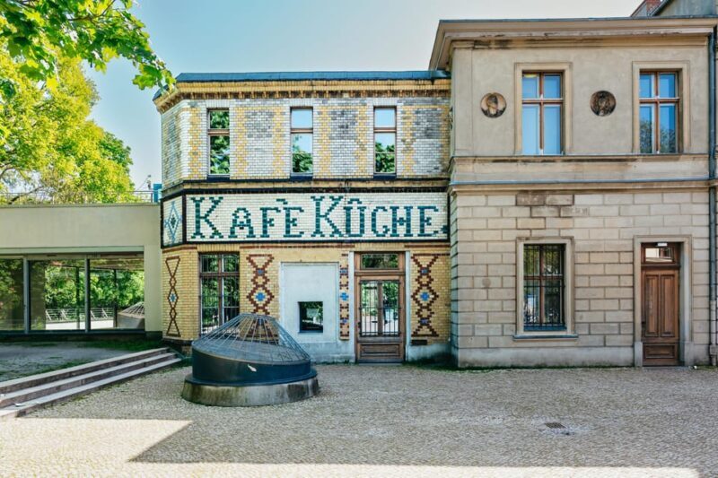 Berlin: Green City Guided Bike Tour - Price and Value