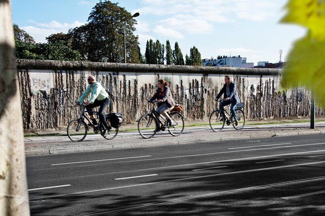 Berlin: Guided Bike tour of the Berlin Wall and Third Reich - An In-Depth Look at the Berlin Wall and Third Reich Bike Tour