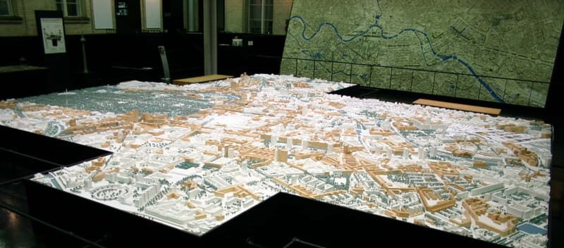 Berlin: Guided Bike Tour to Hidden Gems off the Beaten Path - Key Points