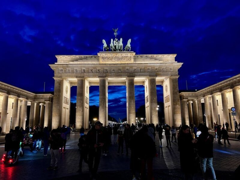 Berlin: Guided Walking Tour in English - FAQ