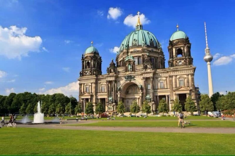 Berlin: Historic Guided Walking Tour with Museum Island Pass - A Deep Dive into the Experience