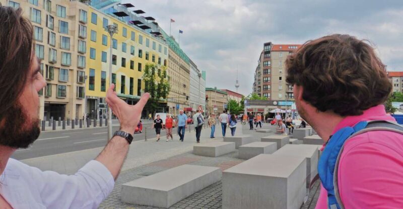 Berlin: Historical Sights & Berlin Wall Tour with a Berliner - Exploring Berlin’s Past in a Compact Package