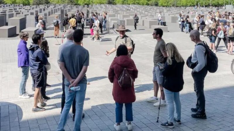 Berlin: Hitler's Berlin The Rise & Fall Guided Walking Tour - Overview of the Tour Experience