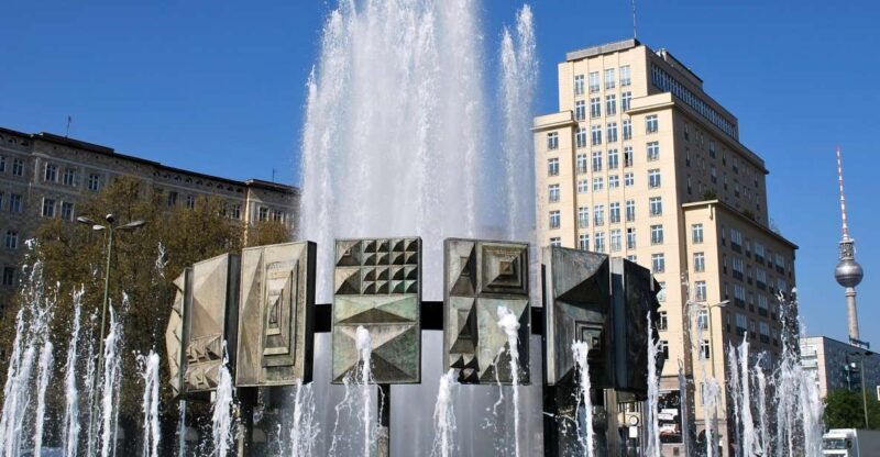 Berlin: Karl-Marx-Allee 2-Hour Tour - Key Points