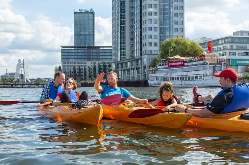 Berlin: Kayaking Tour East - Kreuzberg and Spree river - Key Points