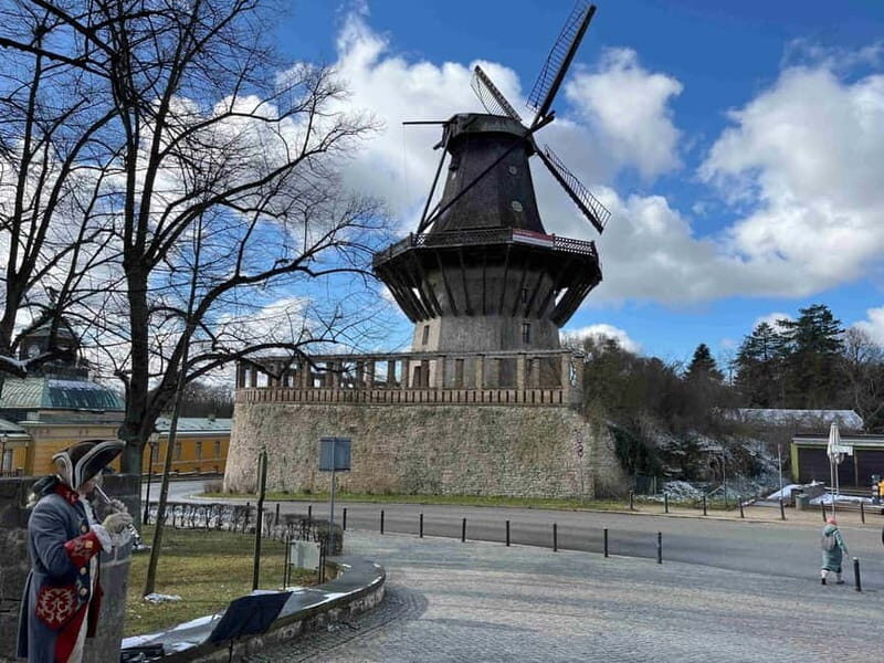 Berlin: Potsdam and Wannsee Tour with Hotel Pickup - FAQs