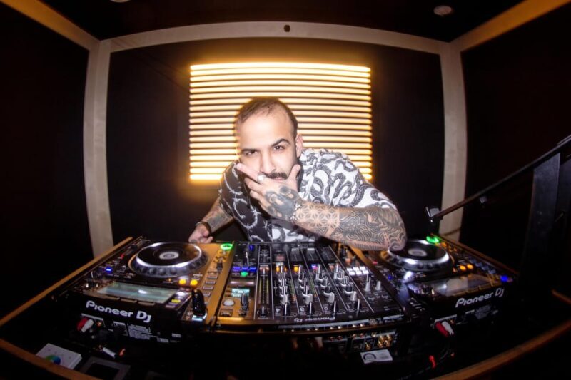 Berlin: Premium Underground Party Tour - Key Points