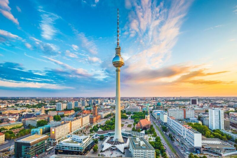 Berlin: Private Highlights Tour with Hotel Transfers - Who Is This Tour Best For?