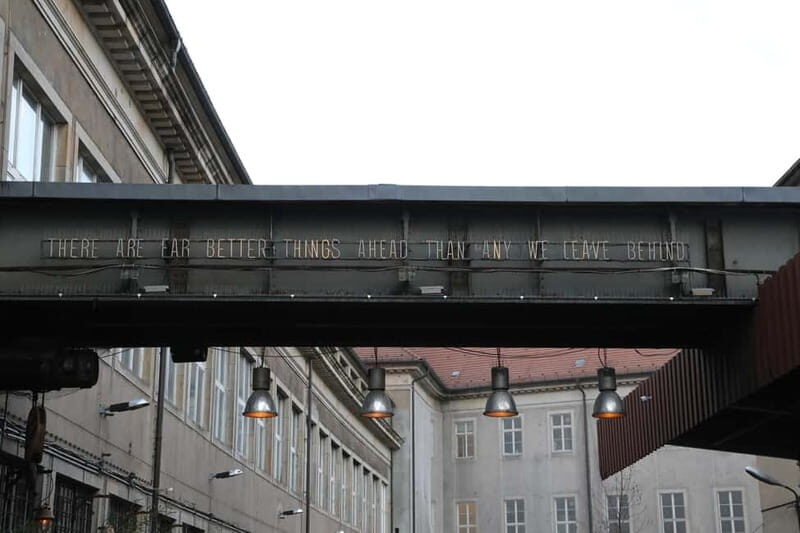 Berlin: Private Sightseeing Tour in an E-Rickshaw - Key Points