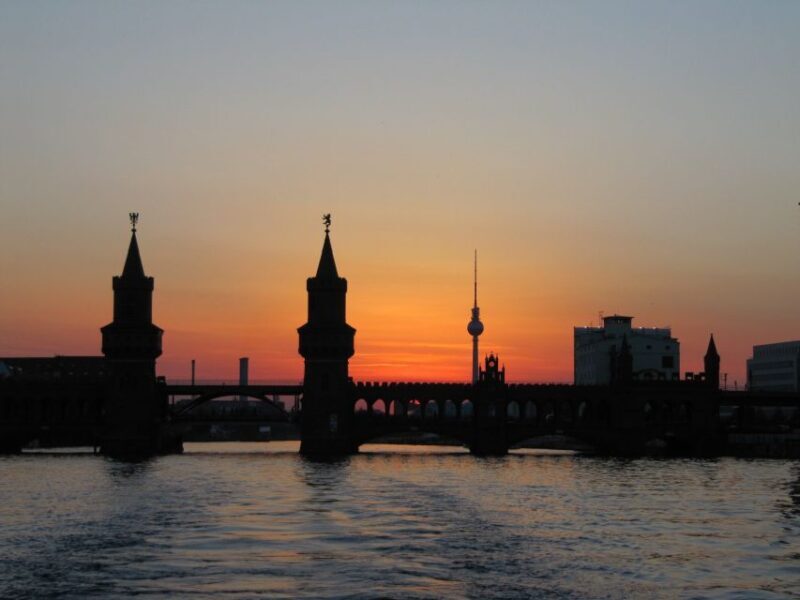 Berlin: Private Walking Tour with a Local - Key Points